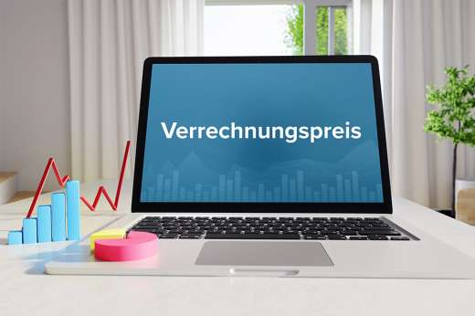 © MQ-Illustrations - stock.adobe.com Foto: Verrechnungspreise - Schriftzug auf PC